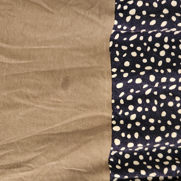 Latched Mama Tiered Top - Picture 2 of 3